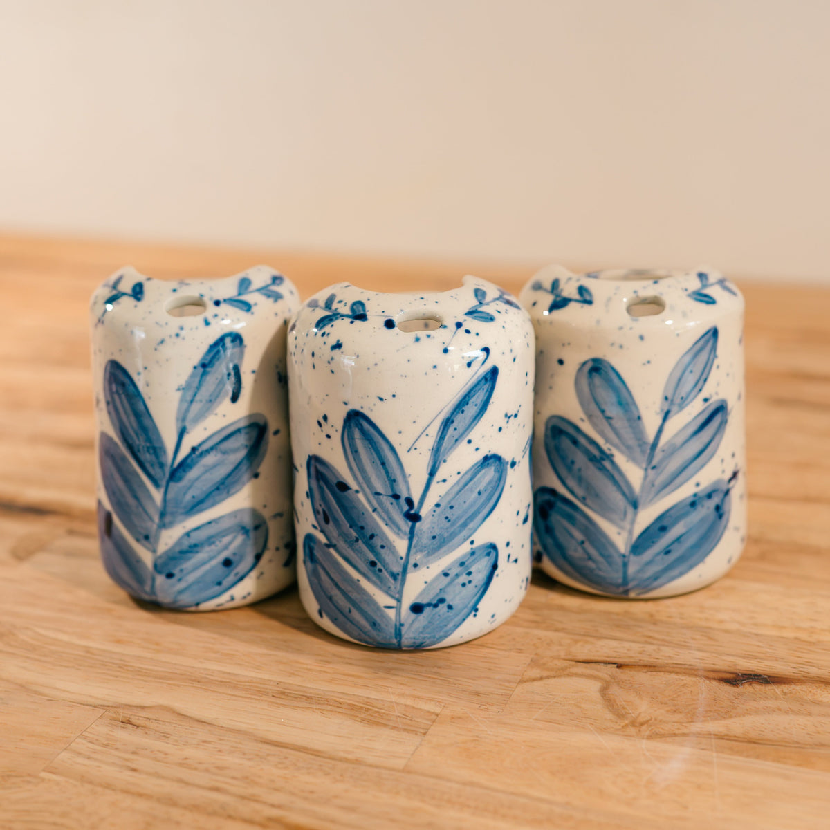 Splatter Blue Leaf Travel Mug
