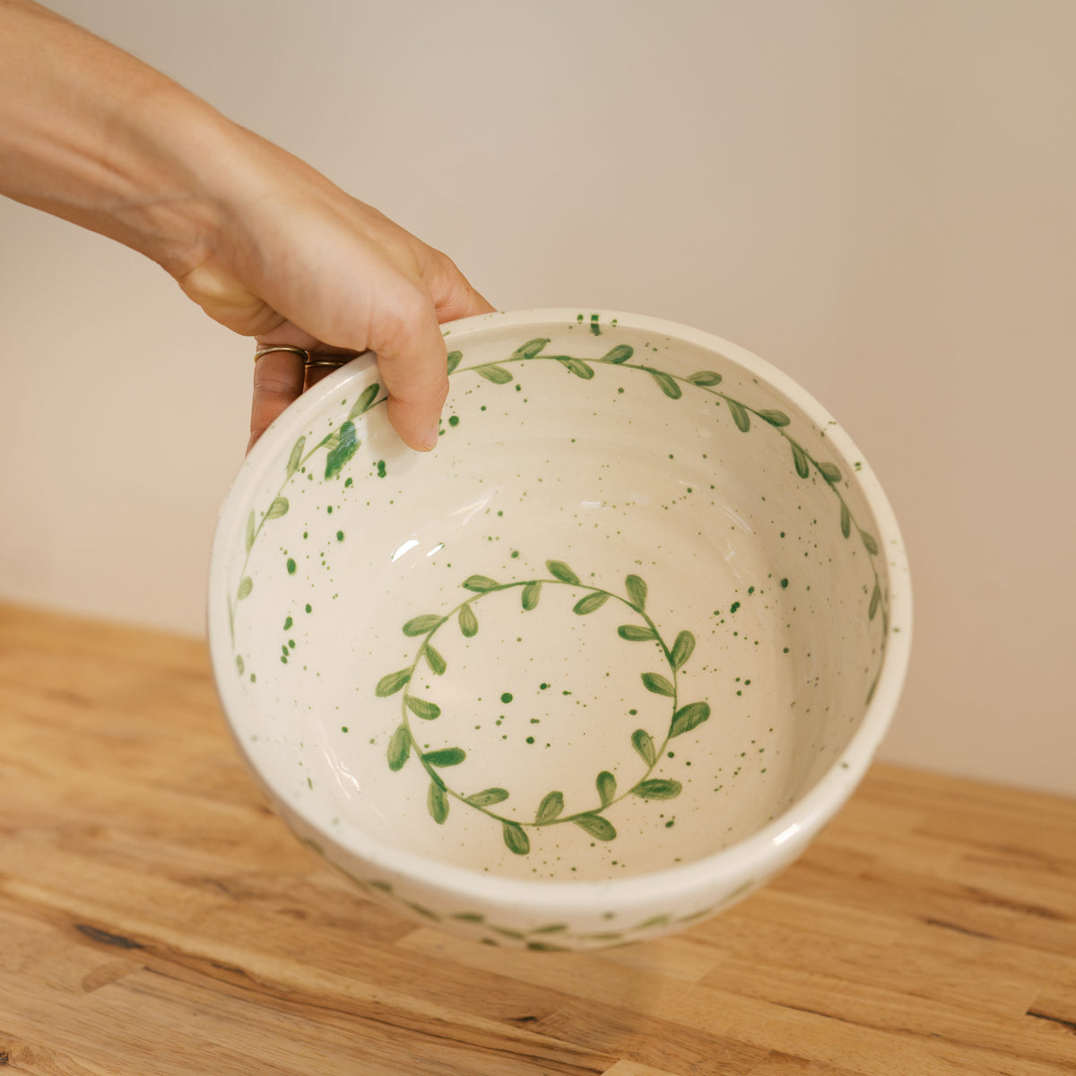 Green Leaf Serving Bowl