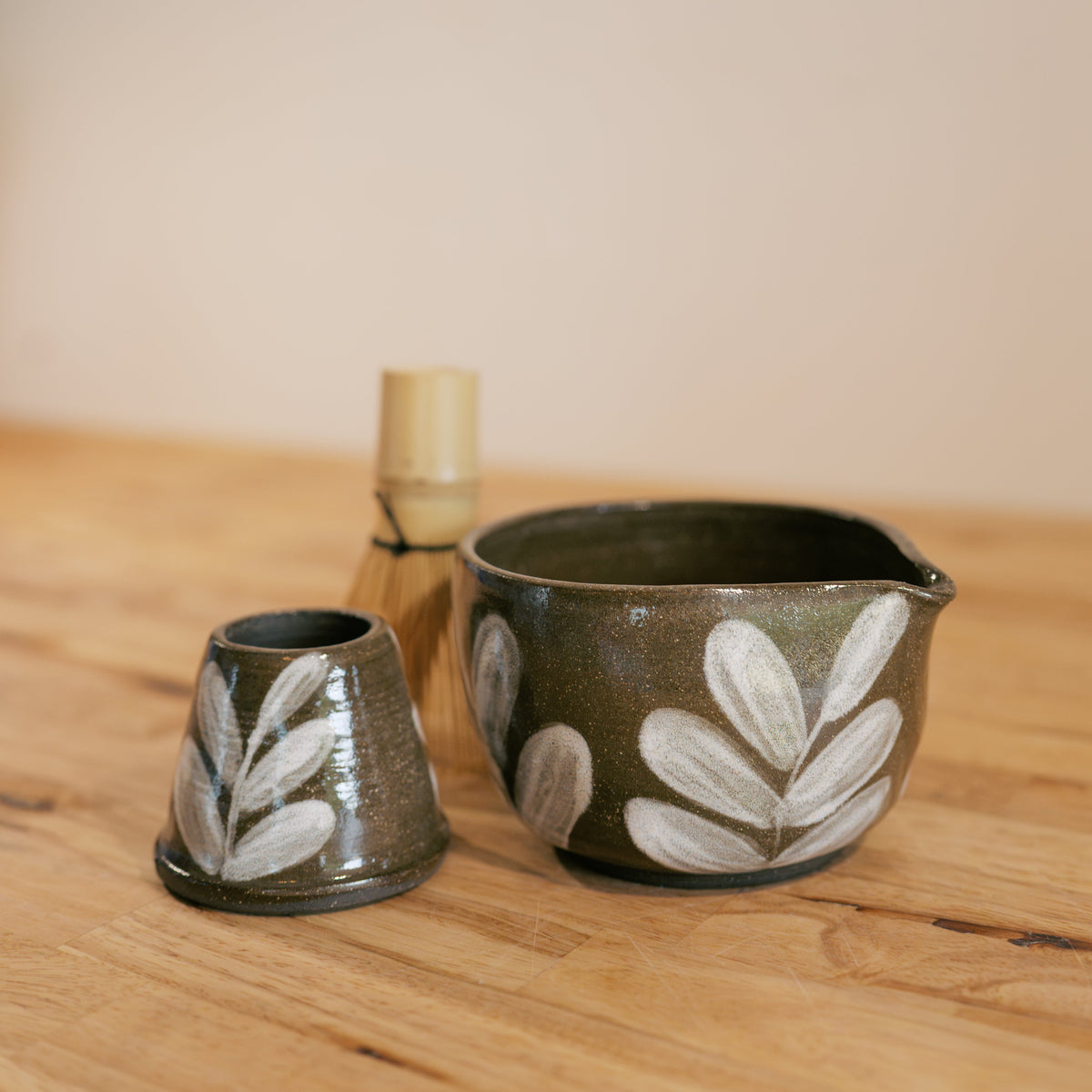 Brown and White Matcha Set