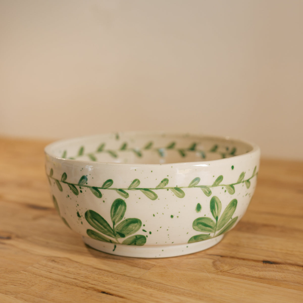 Green Leaf Serving Bowl