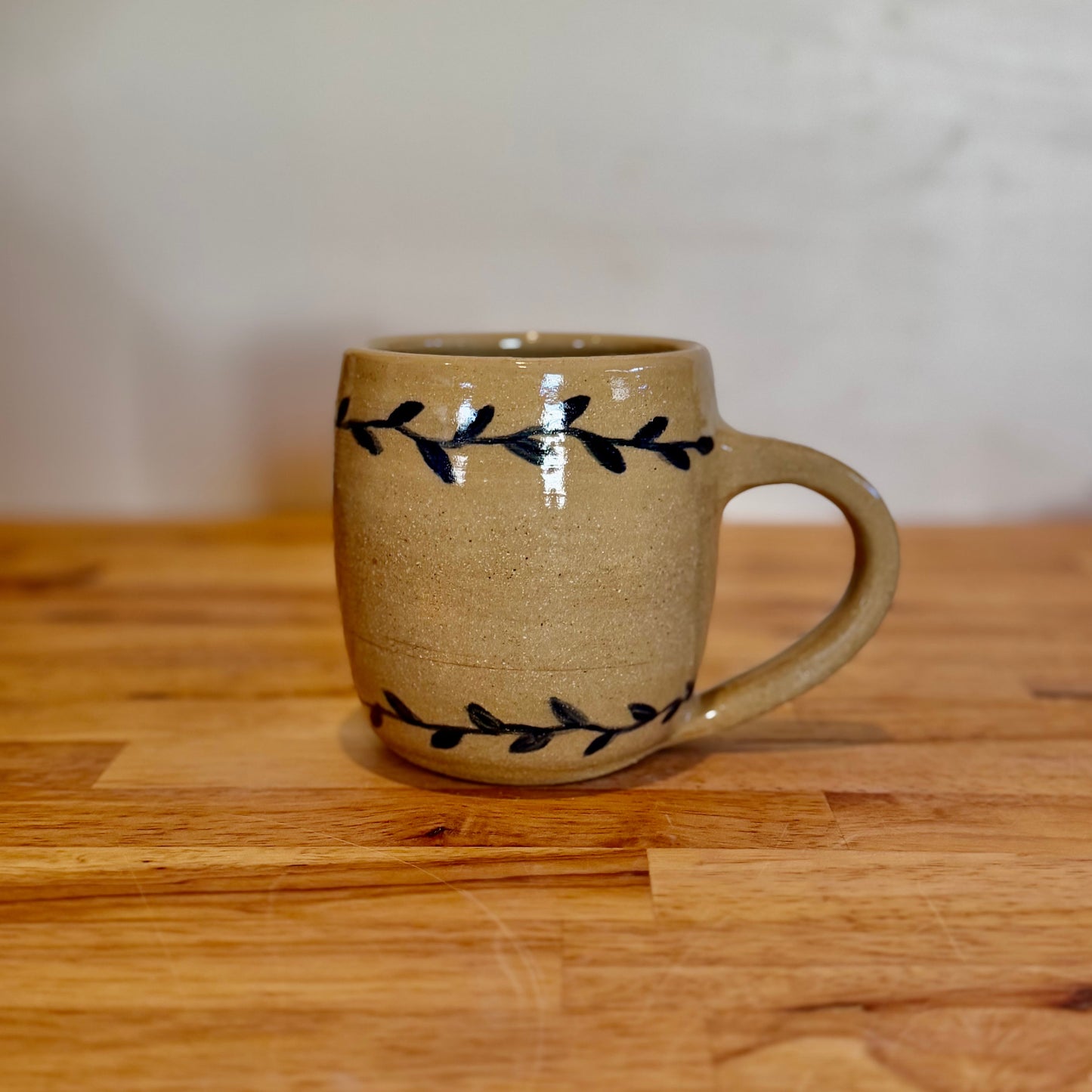 Blue leaf mug