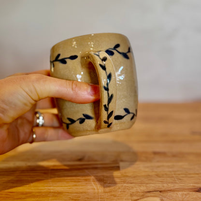 Blue leaf mug