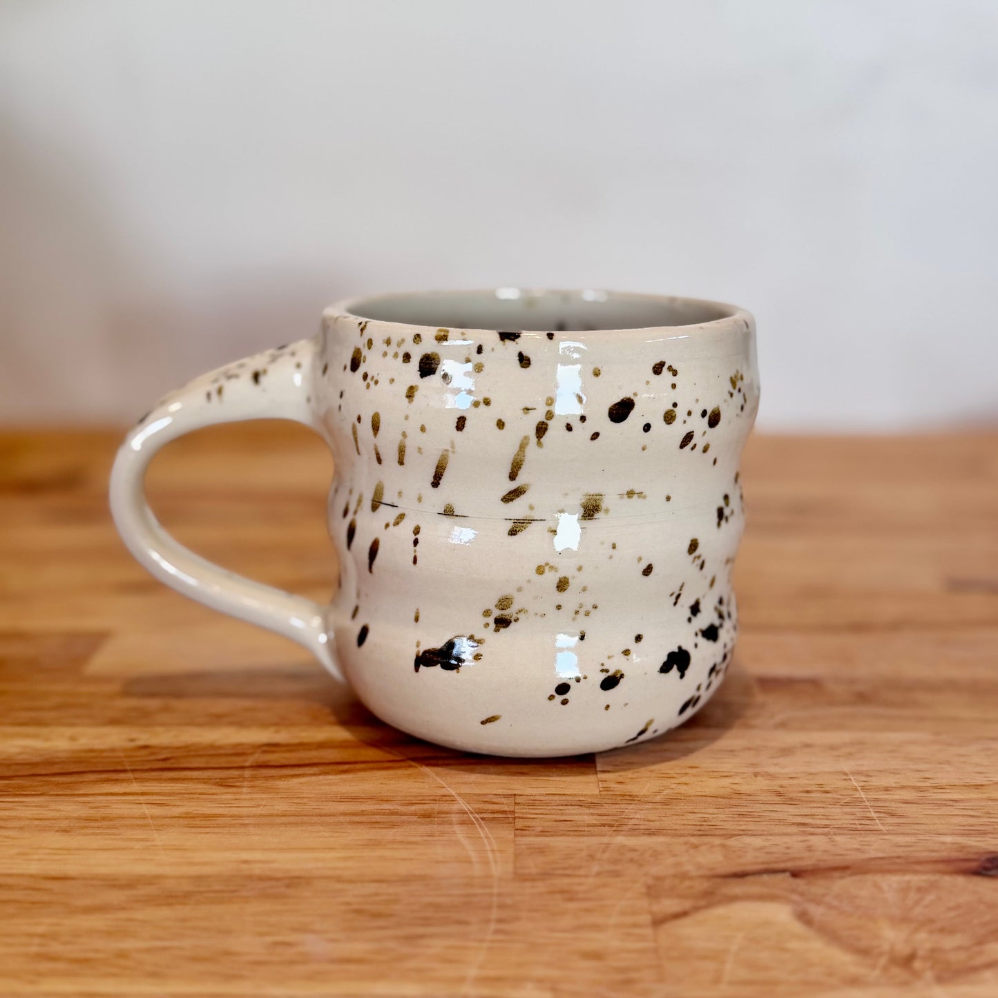 Bubble splatter mug