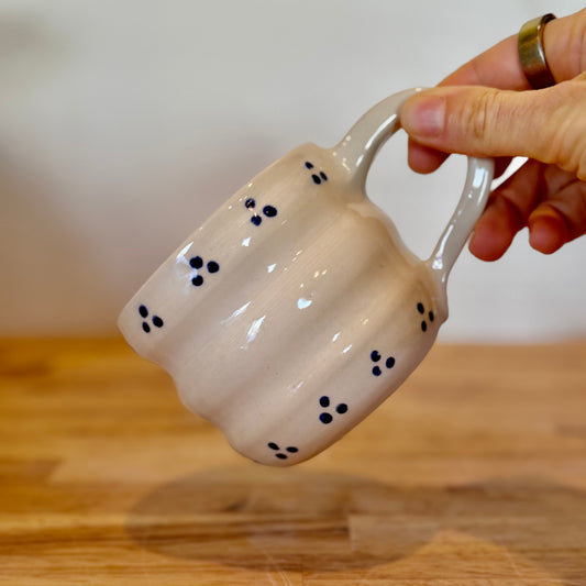 Bubble dot mug