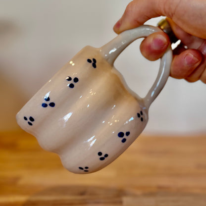 Bubble dot mug