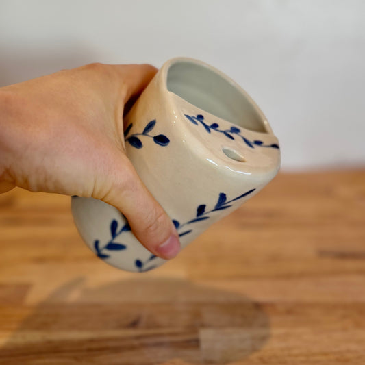 Blue leaf travel cup